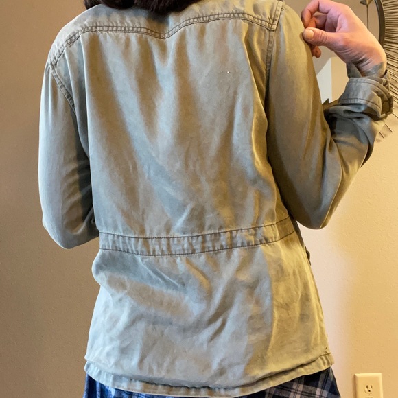 Chic utility jacket - Picture 2 of 3